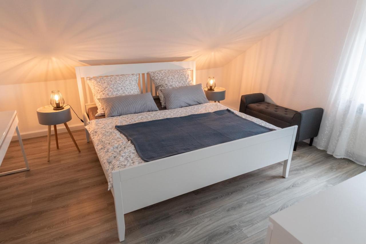 Fuldaliebe - Stadtnahe Moderne Ferienwohnung In Fulda Kültér fotó