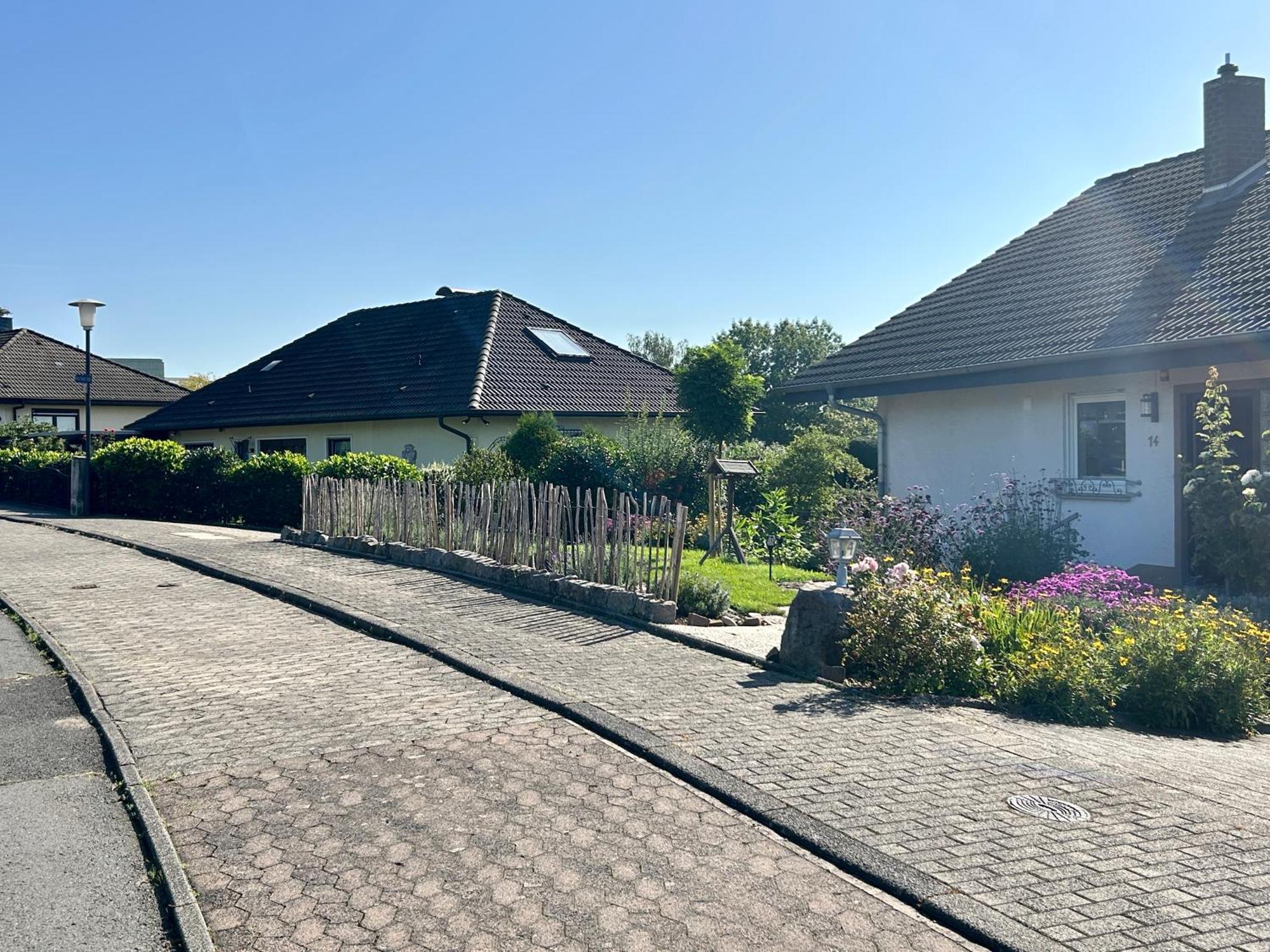 Fuldaliebe - Stadtnahe Moderne Ferienwohnung In Fulda Kültér fotó